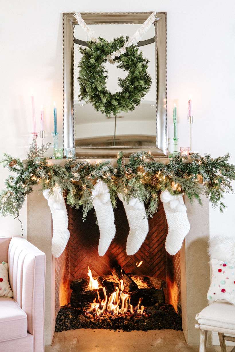 40+ Elegant Christmas Mantel Decor Ideas 9 40+ Elegant Christmas Mantel Decor Ideas 10 1 Christmas Mantel Decor
