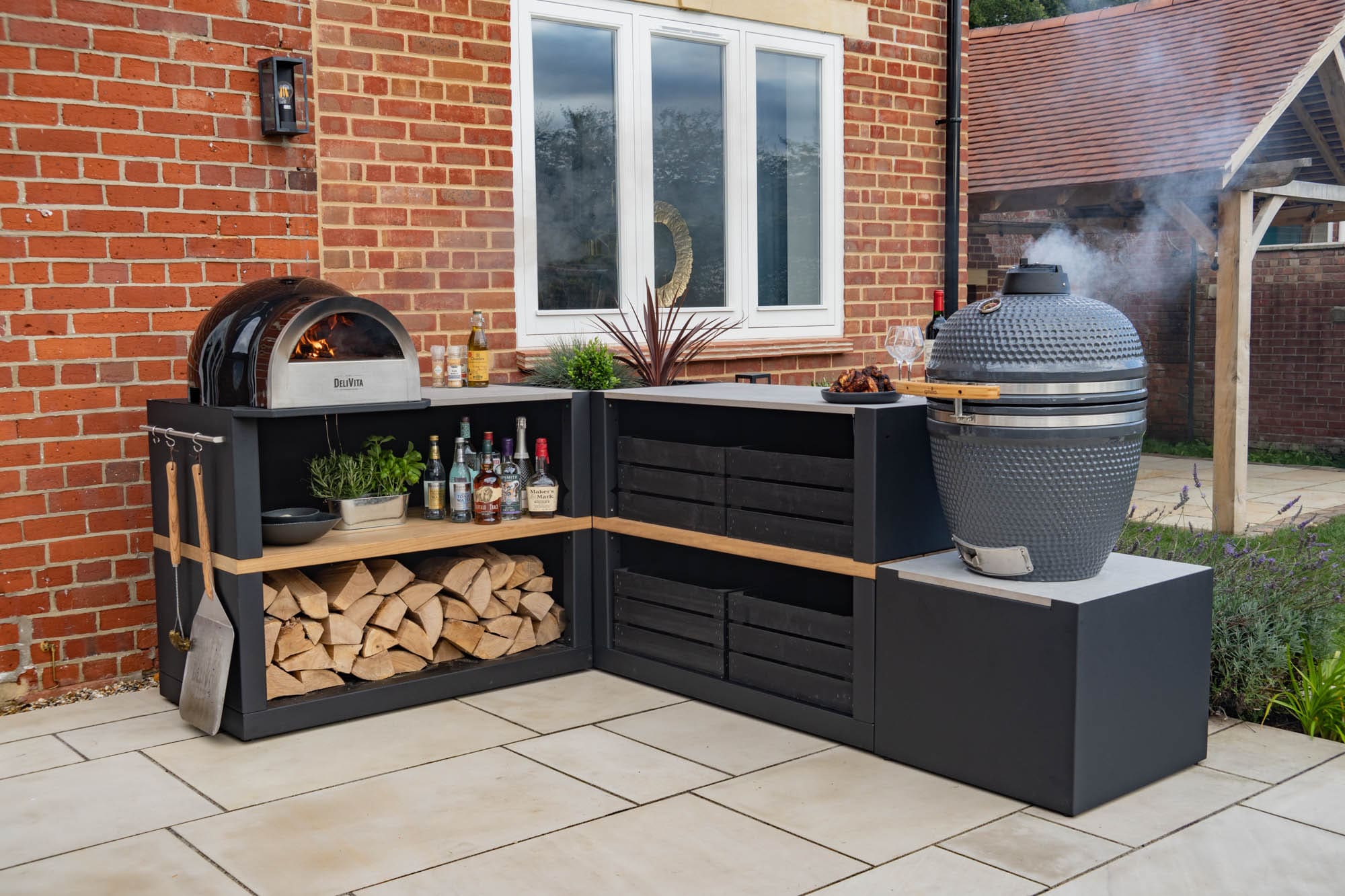 28 Best Outdoor Kitchen Ideas to Elevate Your Backyard 69 28 Best Outdoor Kitchen Ideas to Elevate Your Backyard 66e2f6a801f34 L0870 2k 4 Outdoor Kitchen Ideas
