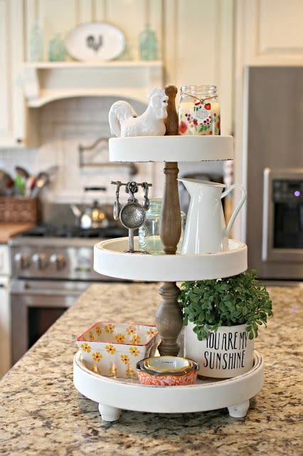 27 Stunning Kitchen Island Centerpiece Ideas 67 27 Stunning Kitchen Island Centerpiece Ideas 81a38070411122fa5330cca5a830bc92 Kitchen Island Centerpiece Ideas