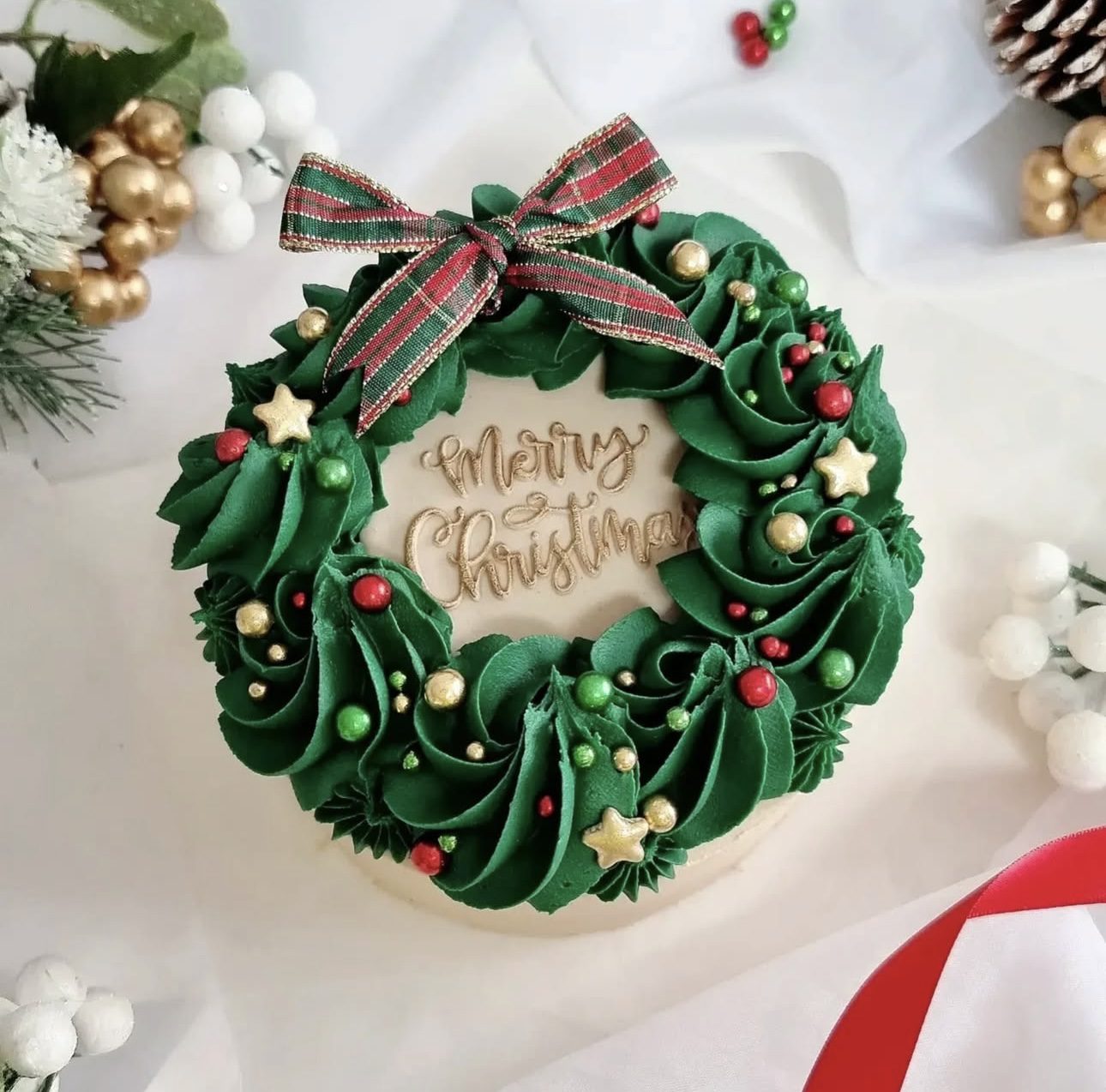 25 Creative Christmas Cake Ideas That’ll Wow Your Guests 76 25 Creative Christmas Cake Ideas That’ll Wow Your Guests Christmas Cake IdeasIMG 9889 Christmas Cake Ideas