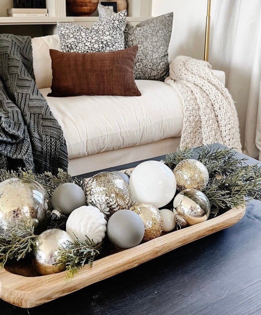 30 Cozy Christmas Coffee Table Decor Ideas You'll Love 81 30 Cozy Christmas Coffee Table Decor Ideas You'll Love christmas cofffee table decor ideasIMG 9196 Christmas Coffee Table Decor Ideas