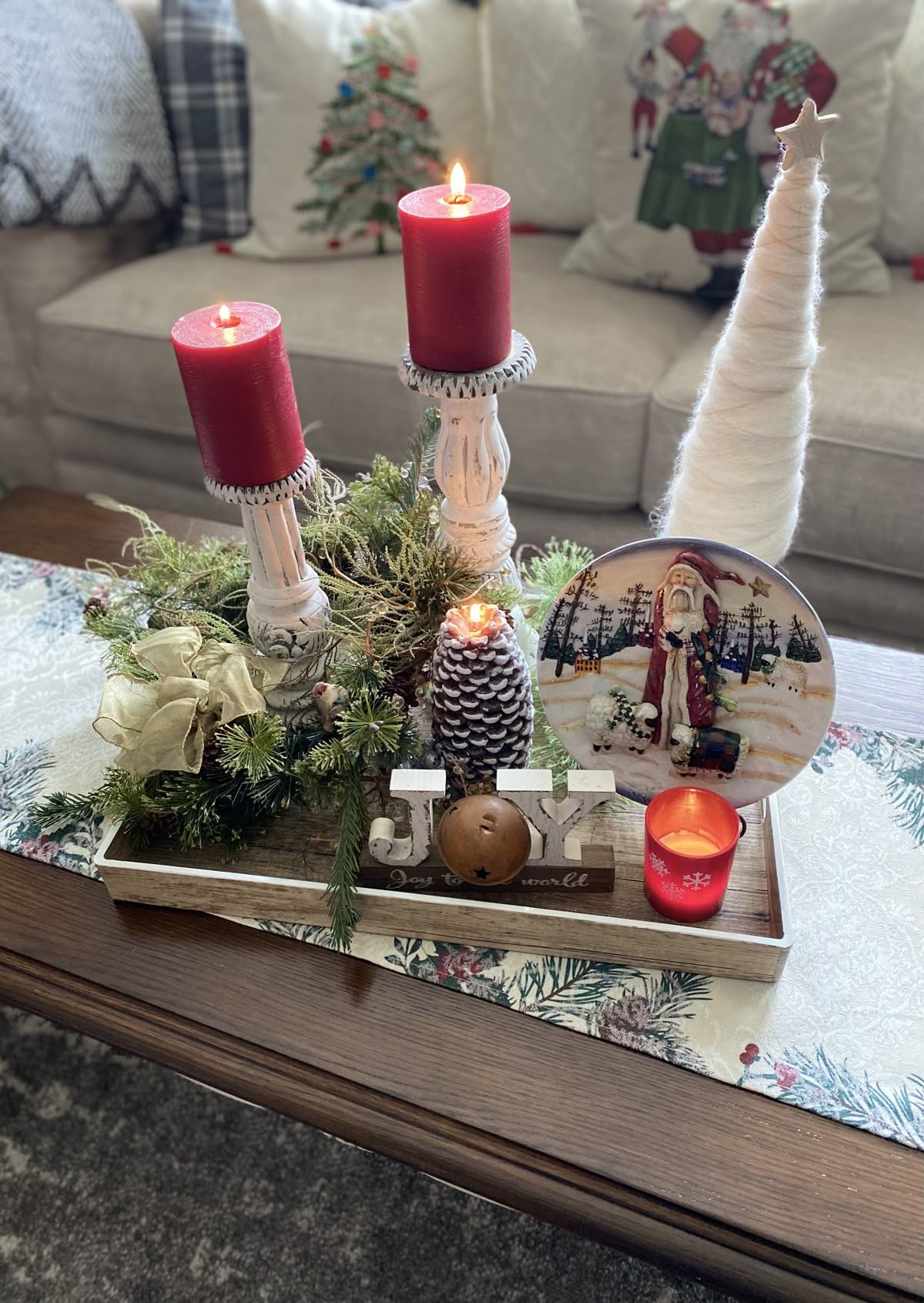 30 Cozy Christmas Coffee Table Decor Ideas You'll Love 74 30 Cozy Christmas Coffee Table Decor Ideas You'll Love christmas cofffee table decor ideasIMG 9207 Christmas Coffee Table Decor Ideas