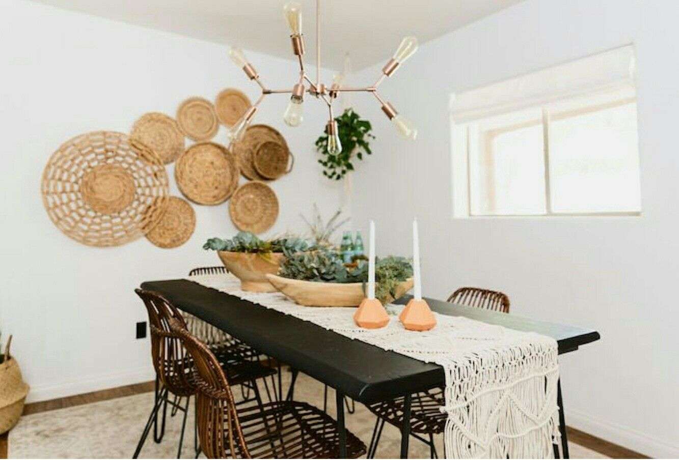17 Dining Room Wall Decor Ideas that Will Blow Your Mind! 15 17 Dining Room Wall Decor Ideas that Will Blow Your Mind! Decorating a Dining Room with Baskets dining room wall decor ideas
