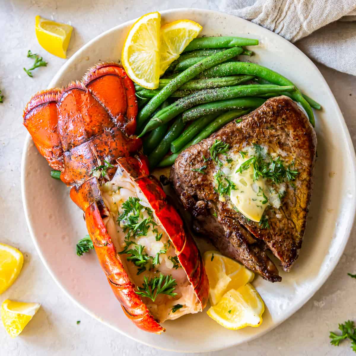 30 Easy & Romantic Valentine’s Dinner Ideas for Couples 69 30 Easy & Romantic Valentine’s Dinner Ideas for Couples featured surf and turf recipe Valentine’s Dinner Ideas