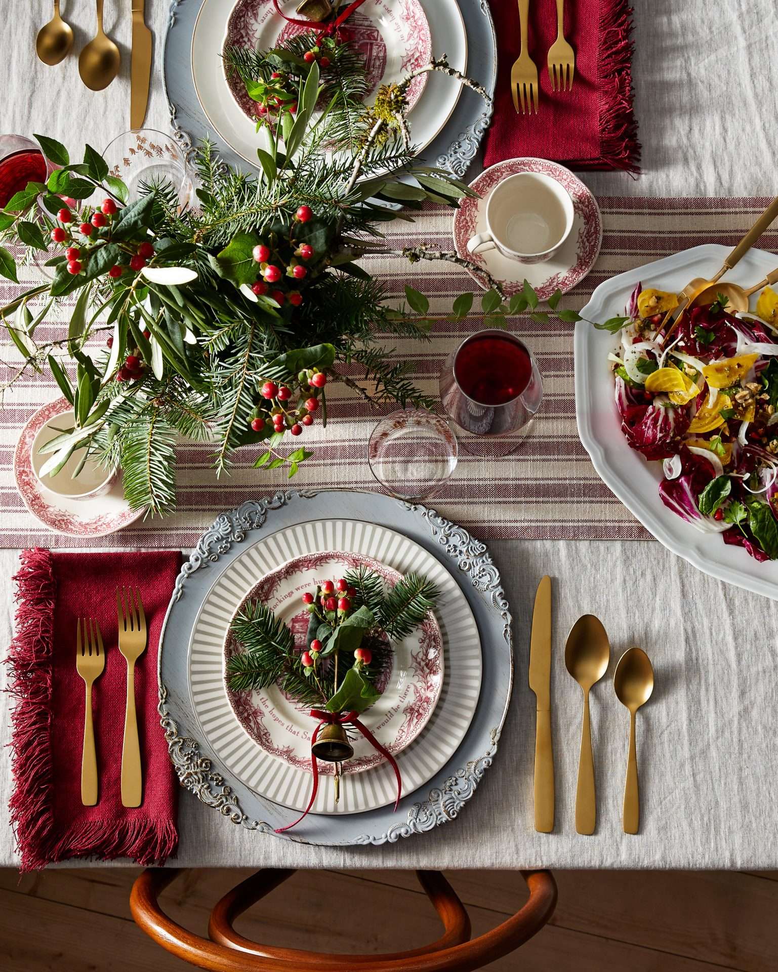 50+ Elegant Christmas Table Decor Ideas to Inspire You 106 50+ Elegant Christmas Table Decor Ideas to Inspire You HolidayHome20 A026 4x5 TabletopChristmas1 1289MAIN SO scaled Christmas Table Decor