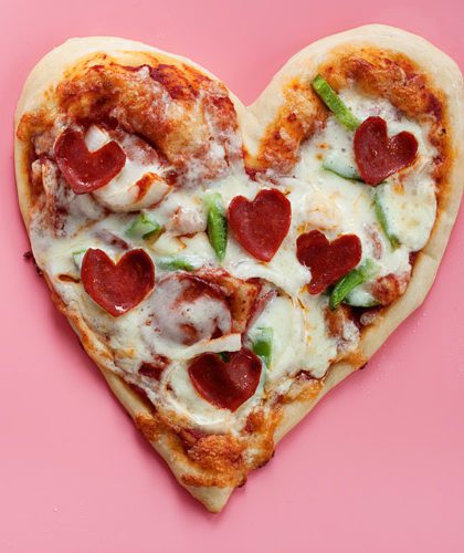 30 Easy & Romantic Valentine’s Dinner Ideas for Couples 75 30 Easy & Romantic Valentine’s Dinner Ideas for Couples how to make heart shaped pizzas featured 420x500 1 Valentine’s Dinner Ideas