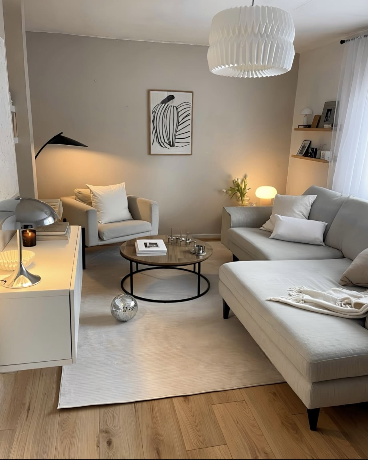 27 Small Apartment Living Room Decor Ideas 83 27 Small Apartment Living Room Decor Ideas IMG 0140 Small Apartment Living Room