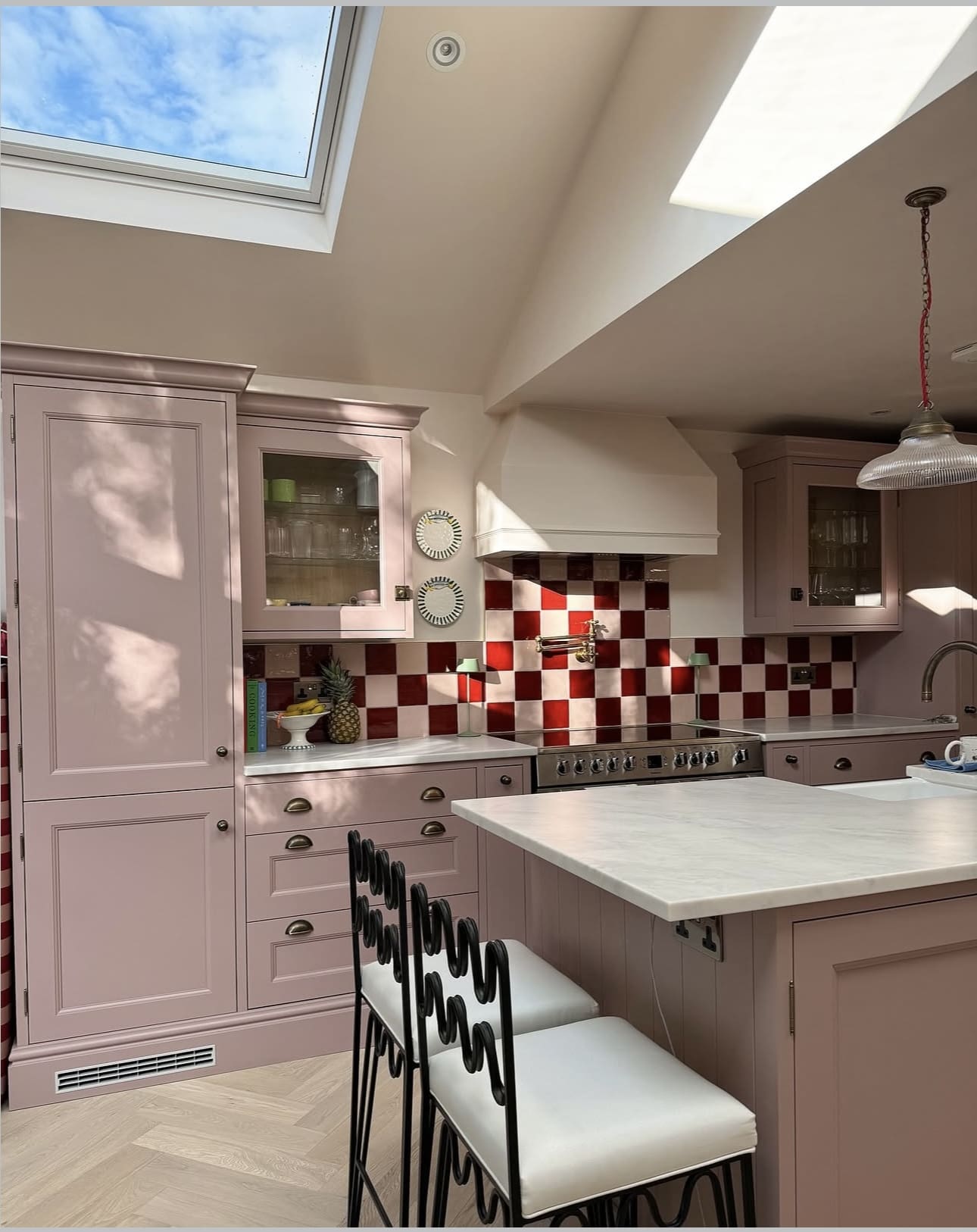 35 Stunning Pink Kitchen Design Ideas to Inspire You 98 35 Stunning Pink Kitchen Design Ideas to Inspire You IMG 1253 Pink Kitchen Design Ideas