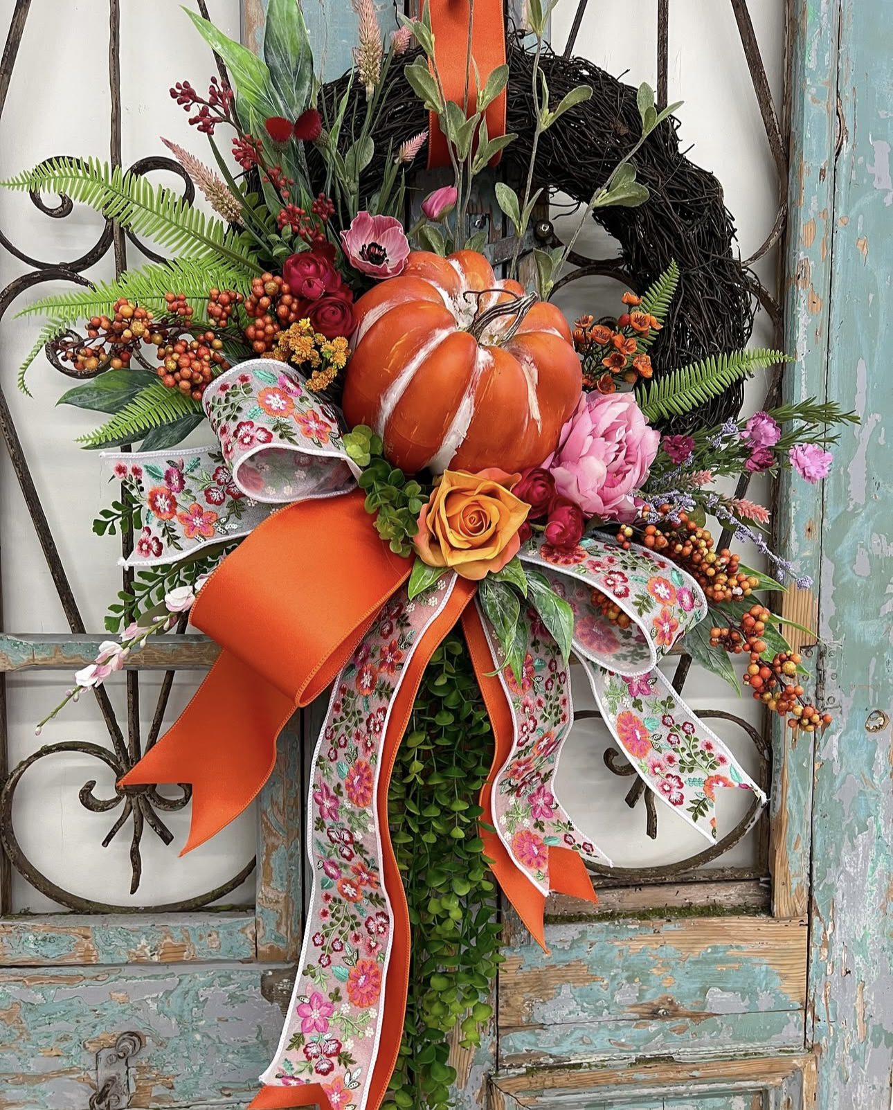 22 Best DIY Fall Wreath Ideas to Warm Up Your Front Door 55 22 Best DIY Fall Wreath Ideas to Warm Up Your Front Door IMG 1277 DIY Fall Wreath Ideas