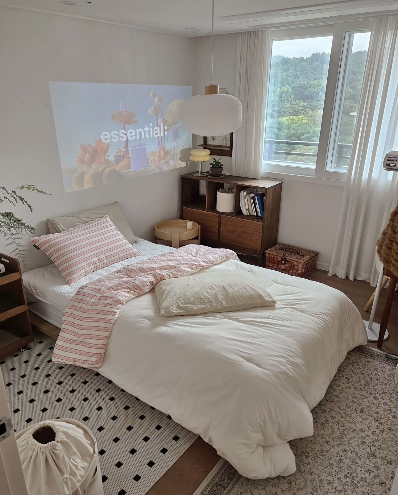 27 Cozy Apartment Bedroom Ideas for Ultimate Comfort 55 27 Cozy Apartment Bedroom Ideas for Ultimate Comfort IMG 2395 Cozy Apartment Bedroom Ideas