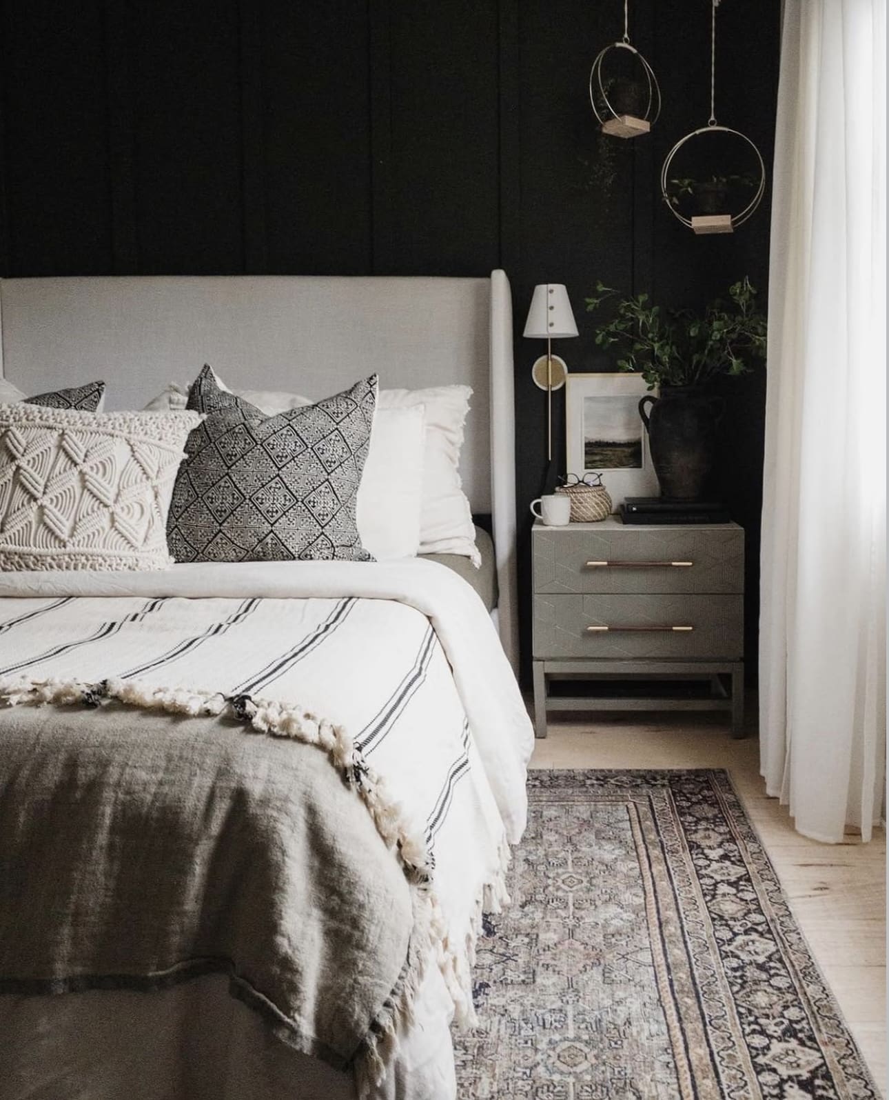 27 Cozy Apartment Bedroom Ideas for Ultimate Comfort 62 27 Cozy Apartment Bedroom Ideas for Ultimate Comfort IMG 2487 Cozy Apartment Bedroom Ideas