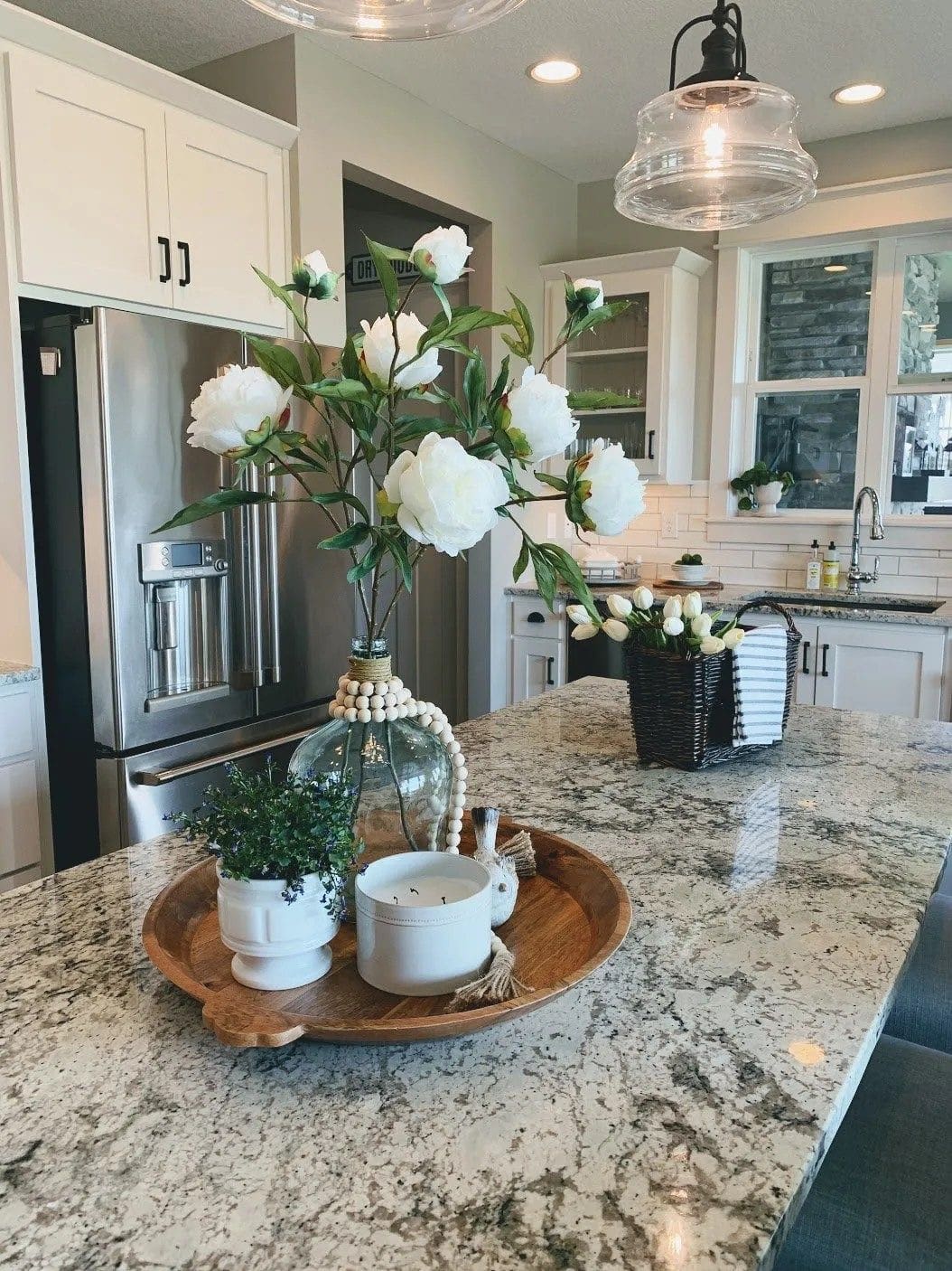 27 Stunning Kitchen Island Centerpiece Ideas 81 27 Stunning Kitchen Island Centerpiece Ideas IMG 2702 Kitchen Island Centerpiece Ideas