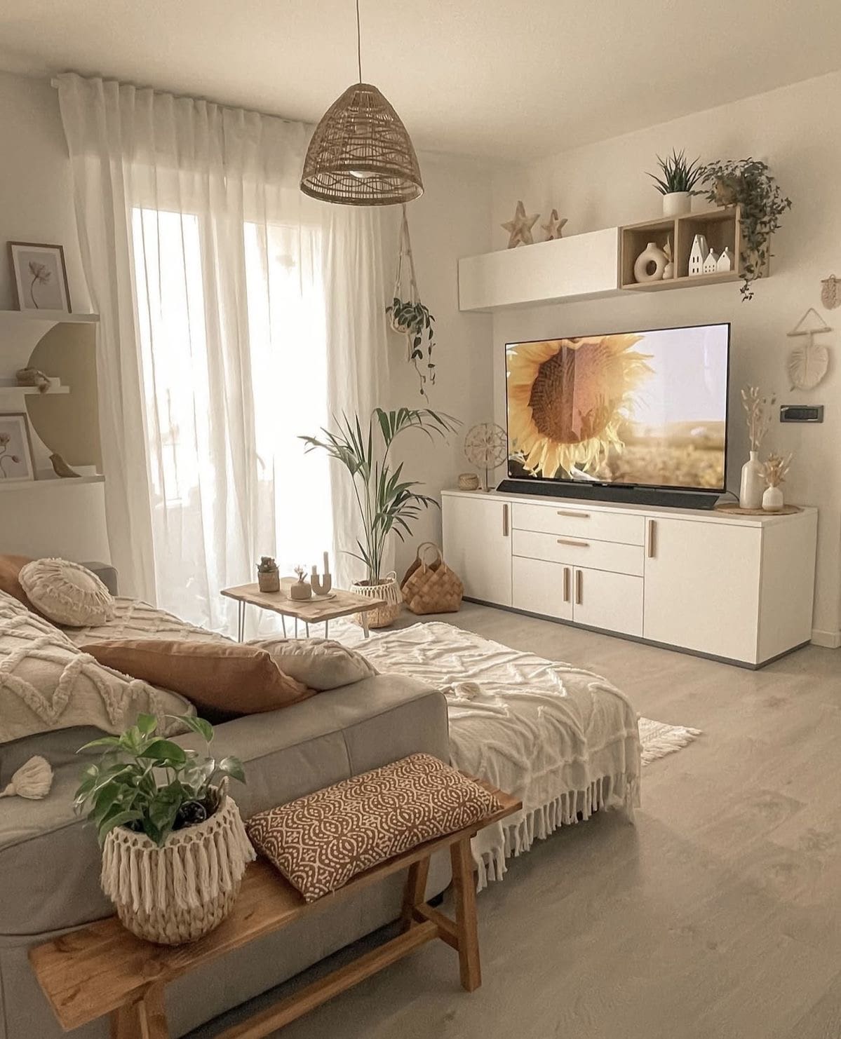 27 Cozy Apartment Living Room Decor Ideas You’ll Want to Try 80 27 Cozy Apartment Living Room Decor Ideas You’ll Want to Try IMG 3057 Cozy Apartment Living Room Decor Ideas