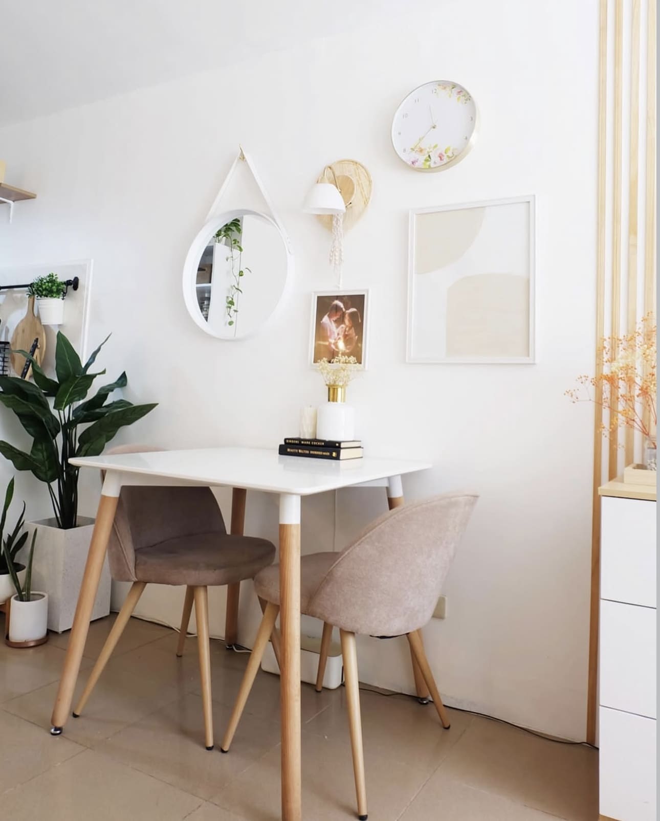 27 Genius Small Dining Room Ideas to Transform Your Space 68 27 Genius Small Dining Room Ideas to Transform Your Space IMG 3094 Small Dining Room Ideas