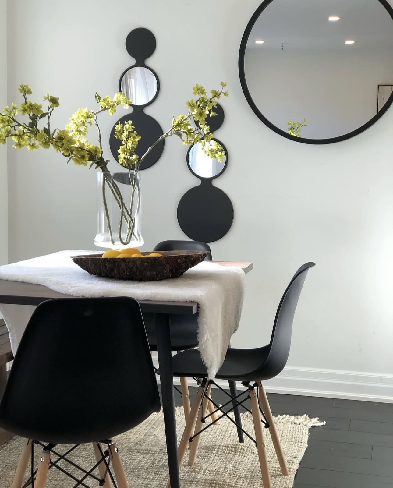 27 Genius Small Dining Room Ideas to Transform Your Space 81 27 Genius Small Dining Room Ideas to Transform Your Space IMG 3099 Small Dining Room Ideas