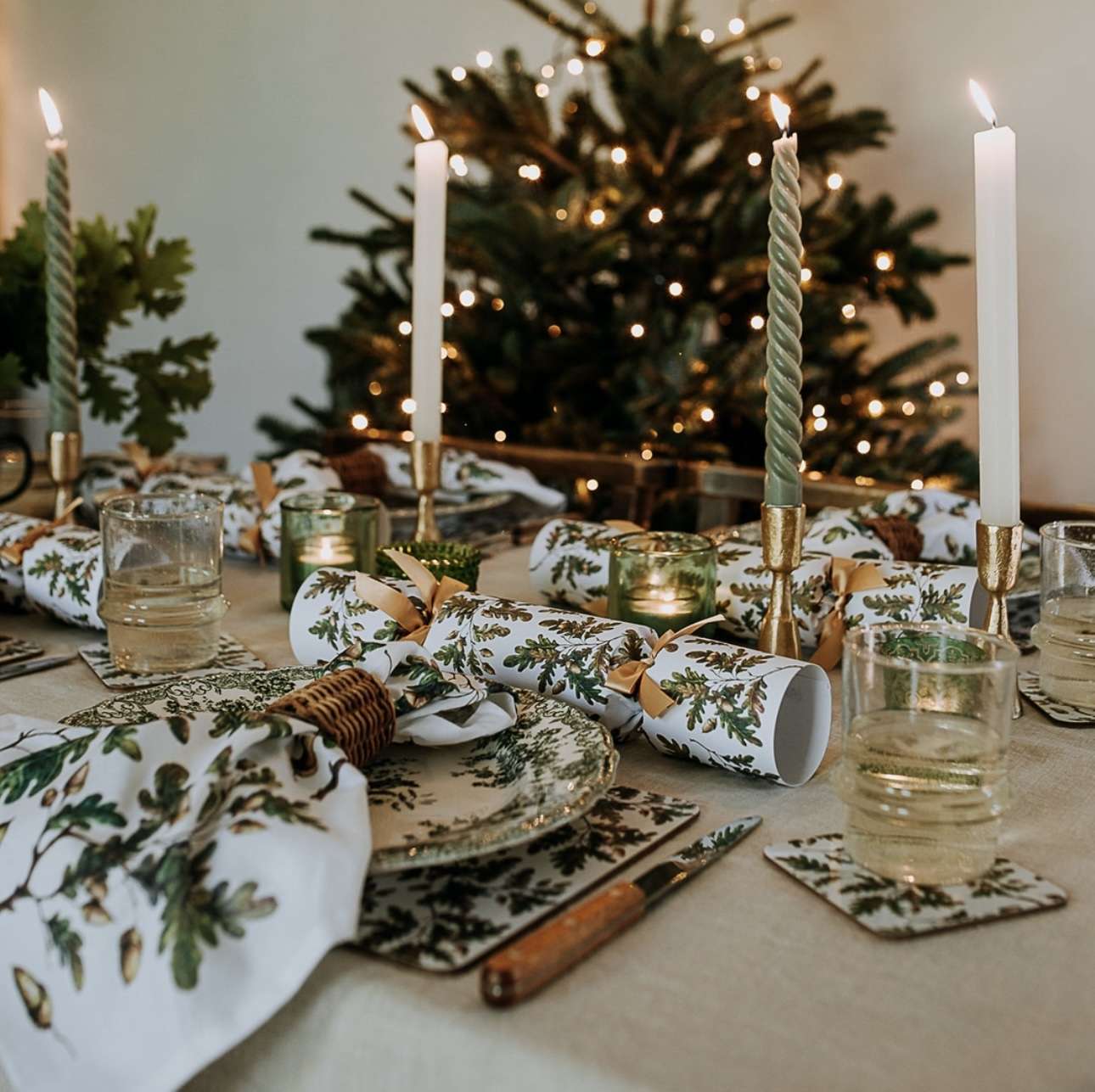 50+ Elegant Christmas Table Decor Ideas to Inspire You 142 50+ Elegant Christmas Table Decor Ideas to Inspire You IMG 3576 Christmas Table Decor