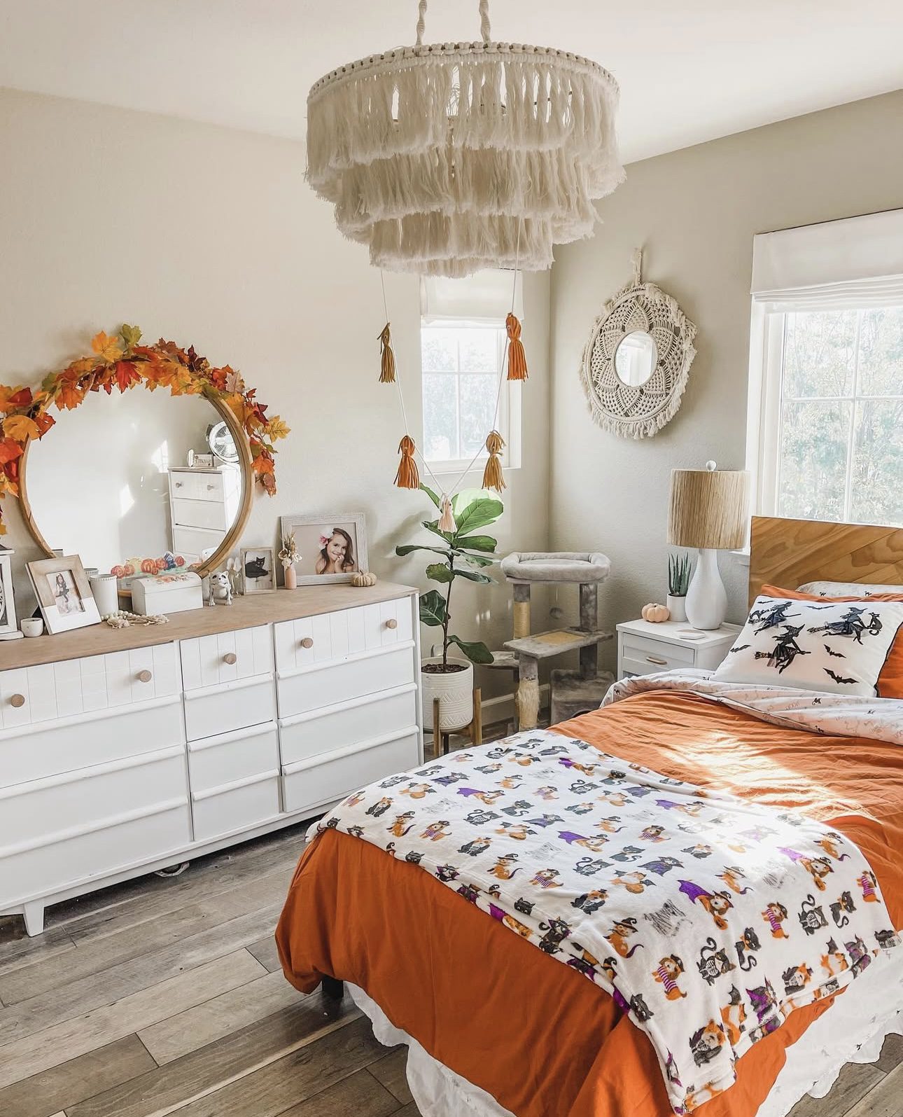 22 Cozy and Inviting Fall Bedroom Ideas You'll Love 49 22 Cozy and Inviting Fall Bedroom Ideas You'll Love IMG 4163 Fall Bedroom Ideas