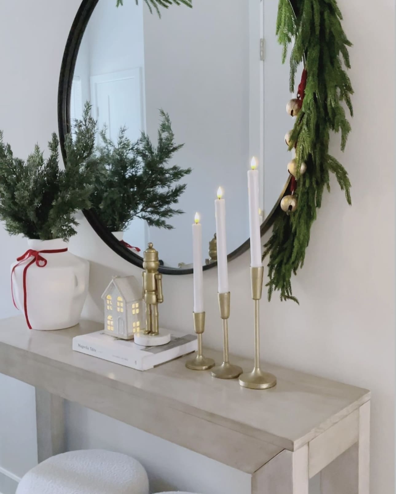 34 Inviting Christmas Entryway Decor Ideas 90 34 Inviting Christmas Entryway Decor Ideas IMG 4817 Christmas Entryway Decor