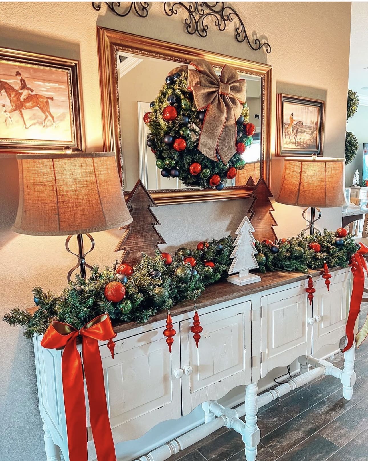 34 Inviting Christmas Entryway Decor Ideas 91 34 Inviting Christmas Entryway Decor Ideas IMG 4825 Christmas Entryway Decor