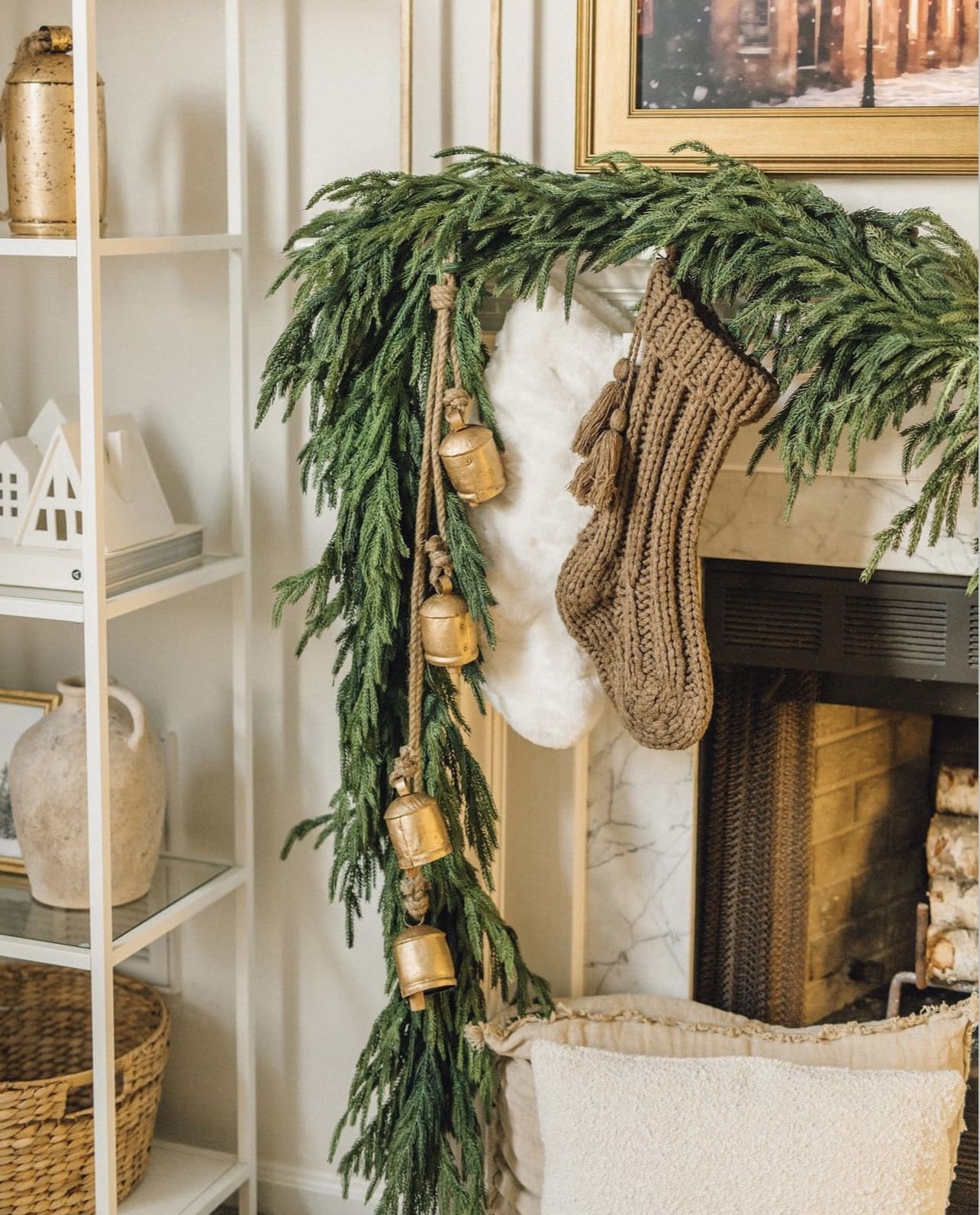 30 Best Christmas Living Room Decor Ideas to Inspire You 67 30 Best Christmas Living Room Decor Ideas to Inspire You IMG 7246 Christmas Living Room Decor Ideas