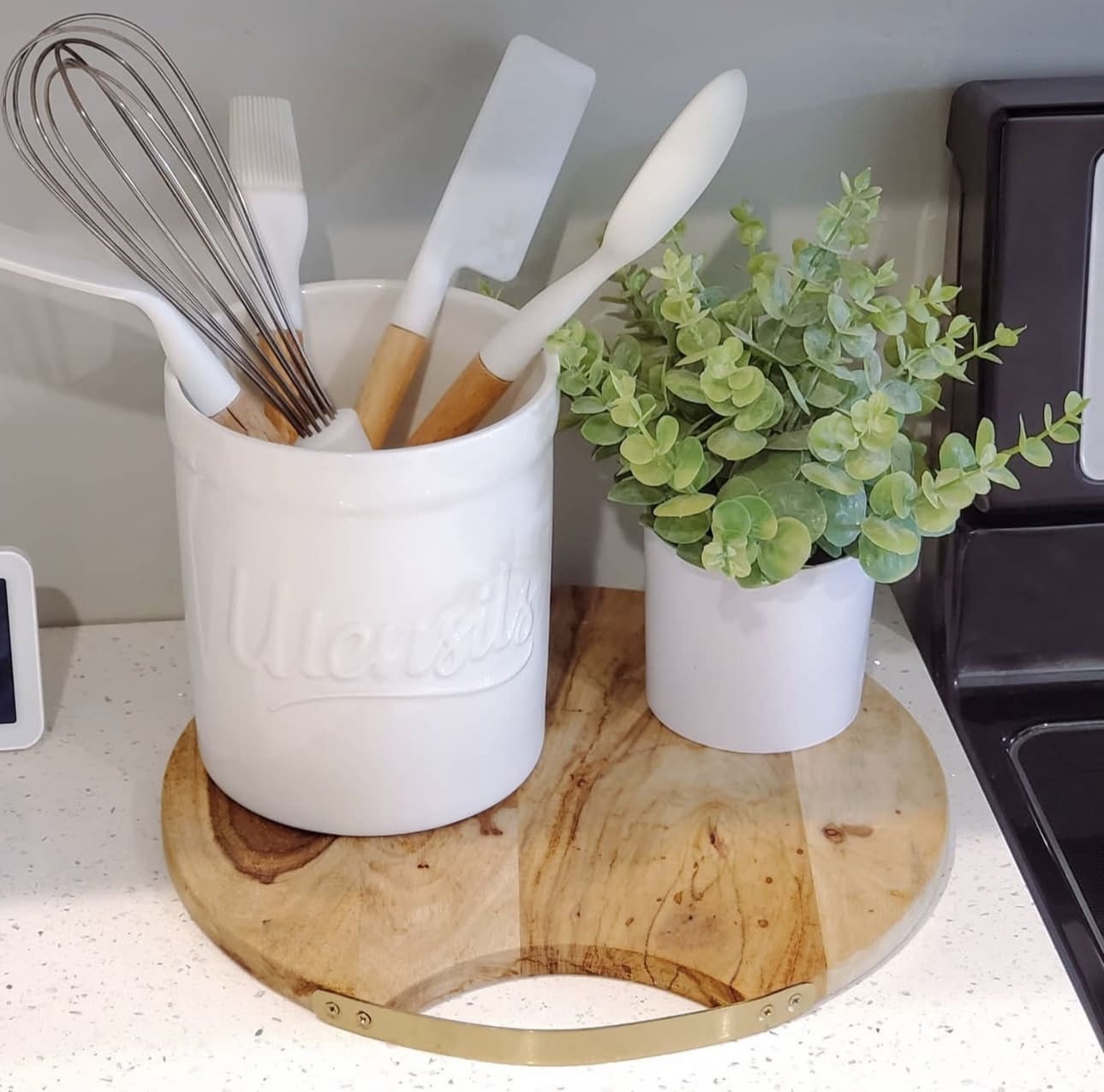 27 Best Kitchen Counter Decor Ideas to Transform Your Space 83 27 Best Kitchen Counter Decor Ideas to Transform Your Space IMG 7661 Kitchen Counter Decor Ideas