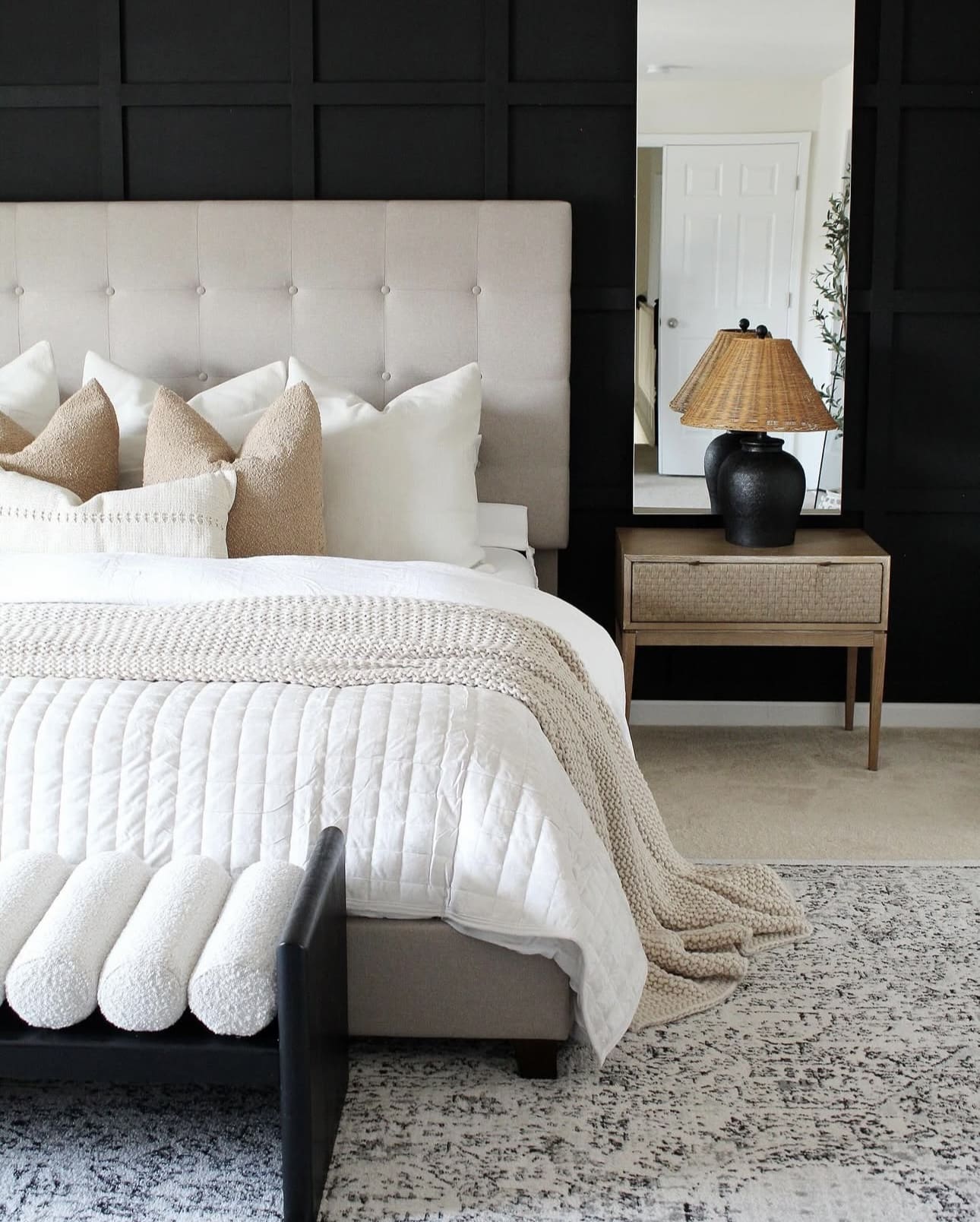 30 Best Minimalist Bedroom Design Ideas You'll Love 71 30 Best Minimalist Bedroom Design Ideas You'll Love IMG 8230 Minimalist Bedroom Design Ideas