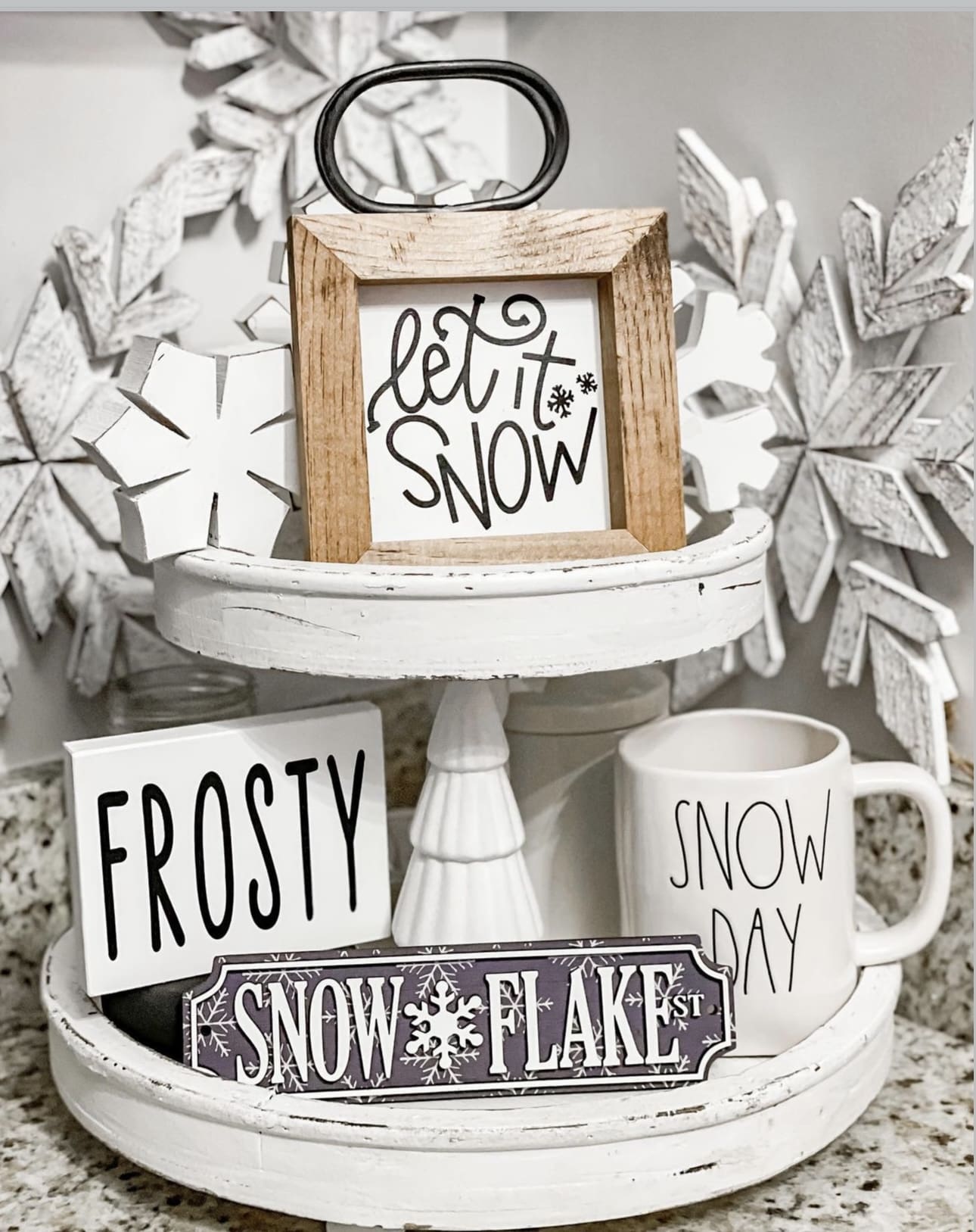 29 Winter Decor Ideas for a Warm and Inviting Home 120 29 Winter Decor Ideas for a Warm and Inviting Home IMG 8864 Winter Decor Ideas