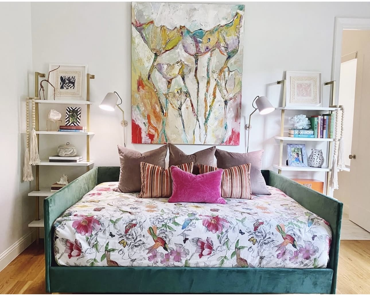 29 Insanely Cute Teen Girl Bedroom Ideas You'll Love 81 29 Insanely Cute Teen Girl Bedroom Ideas You'll Love IMG 9167 Teen Girl Bedroom Ideas