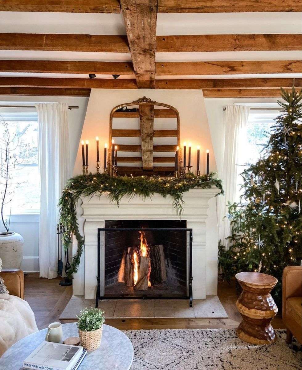 40+ Elegant Christmas Mantel Decor Ideas 42 40+ Elegant Christmas Mantel Decor Ideas Christmas Mantel Decor