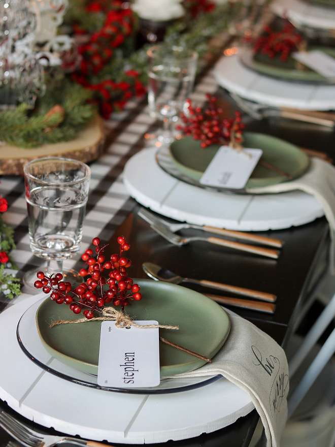 50+ Elegant Christmas Table Decor Ideas to Inspire You 108 50+ Elegant Christmas Table Decor Ideas to Inspire You Red and Green Tablescape Ideas Christmas Red and Green Tablescape Ideas Red and Green Tablescape Ideas Christmas Table Decor