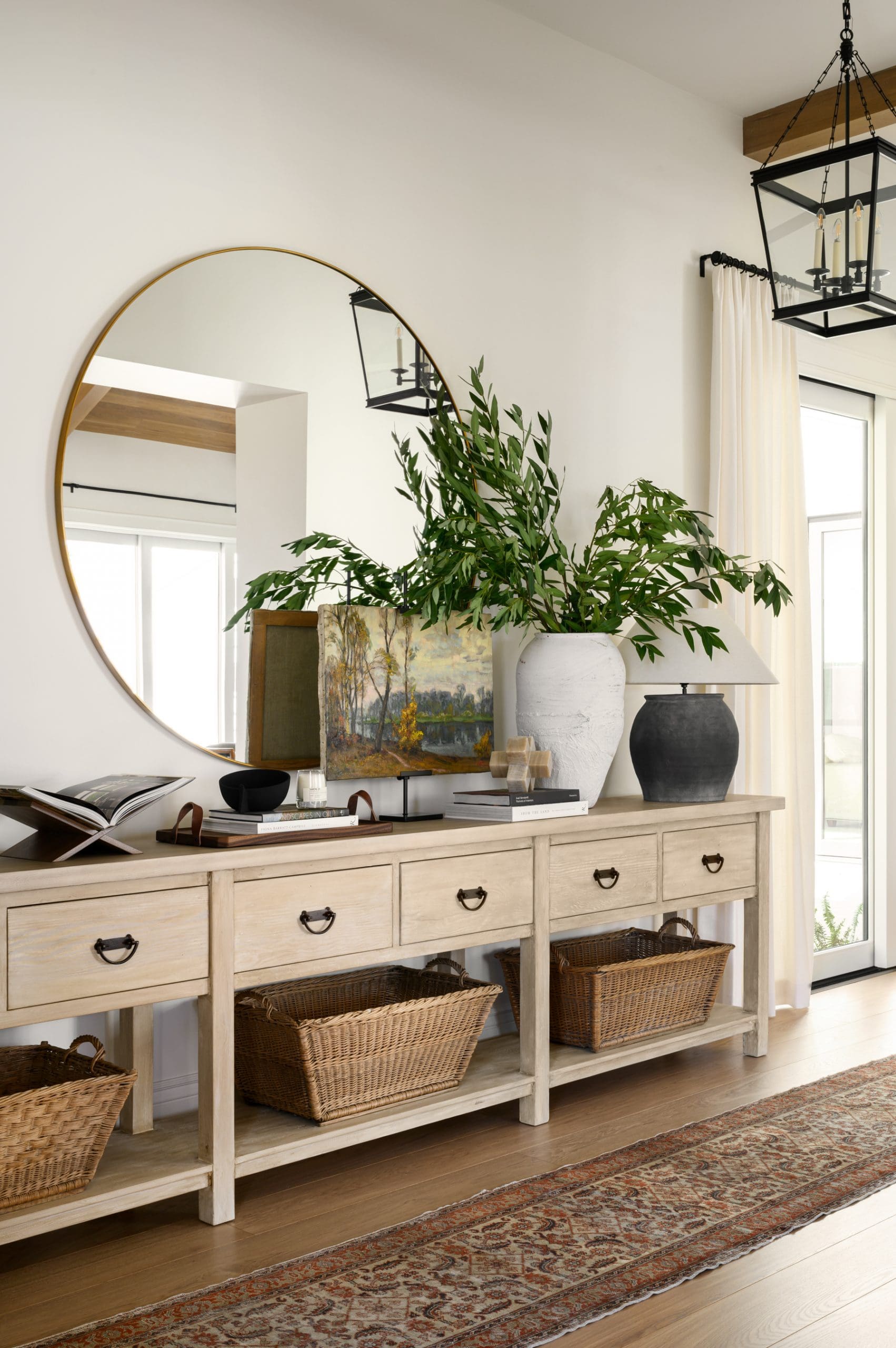 25 Chic Studio McGee Entryway Ideas You'll Love 59 25 Chic Studio McGee Entryway Ideas You'll Love studiomcgee HomeOnTheBay WEB 018 scaled 2 Studio McGee Entryway