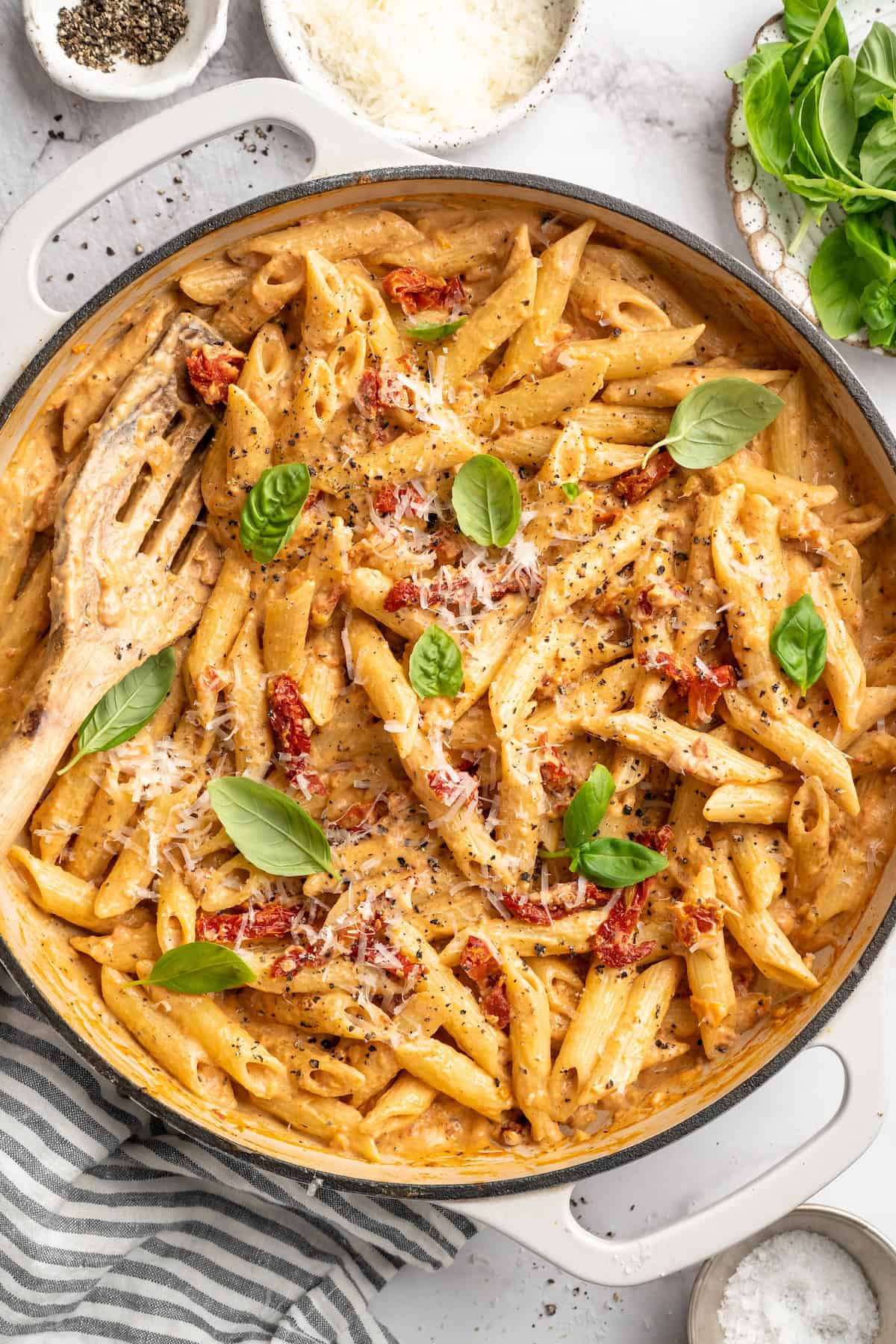 22 Insanely Good Creamy Pasta Recipes You'll Enjoy 46 22 Insanely Good Creamy Pasta Recipes You'll Enjoy Vegan Marry Me Pasta9181 Creamy Pasta Recipes
