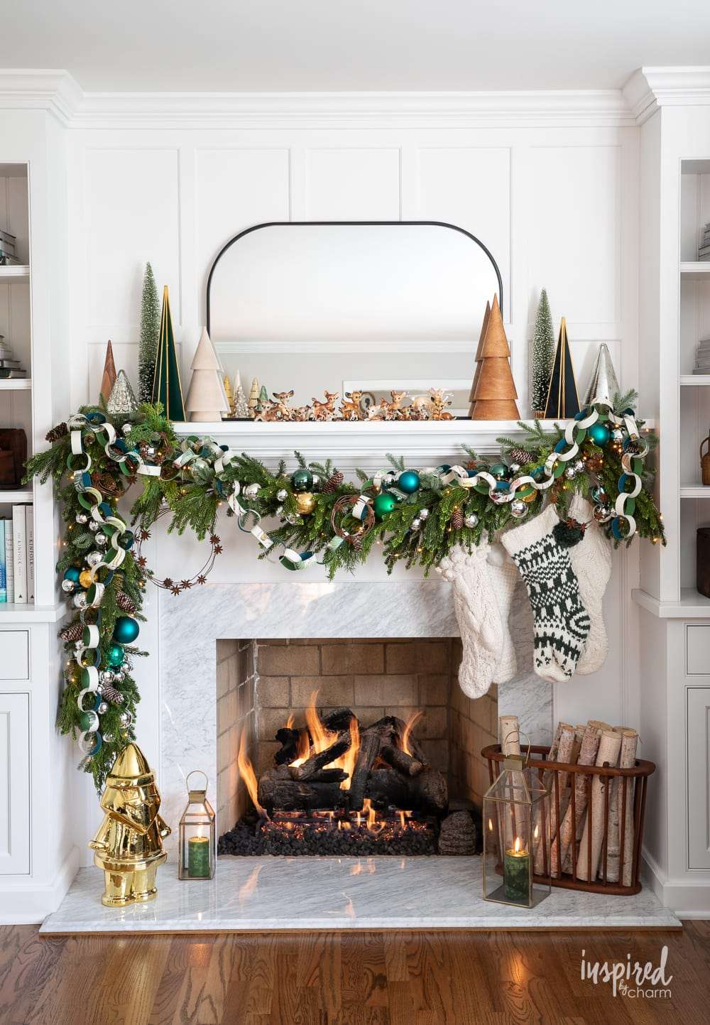 40+ Elegant Christmas Mantel Decor Ideas 28 40+ Elegant Christmas Mantel Decor Ideas ytgttgy Christmas Mantel Decor